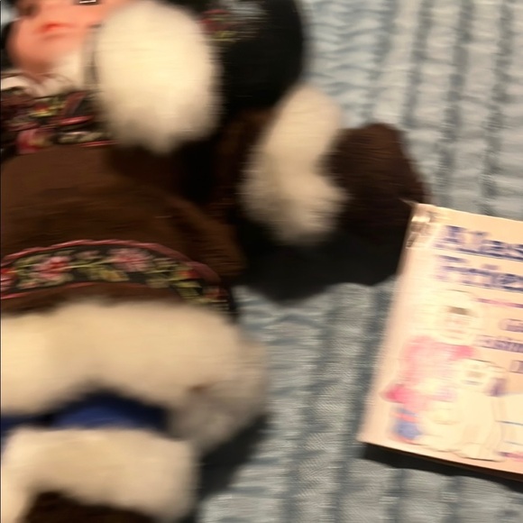 Genuine Eskimo Doll - Brown and White - Picture 2 of 7